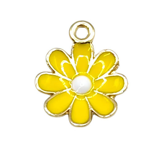 Sunlit Daisy Charm