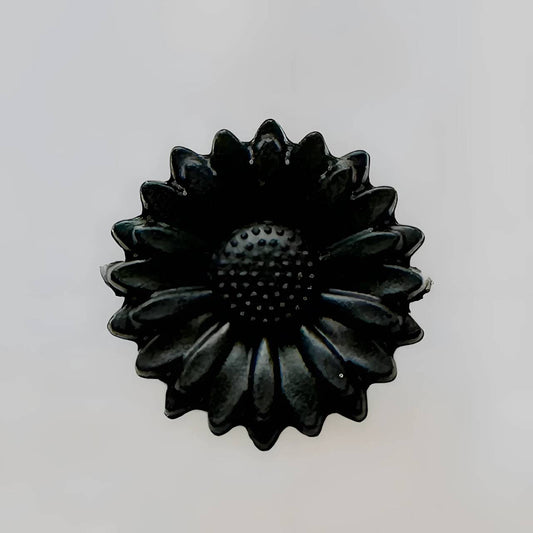 Black Daisy 22mm Focal Bead