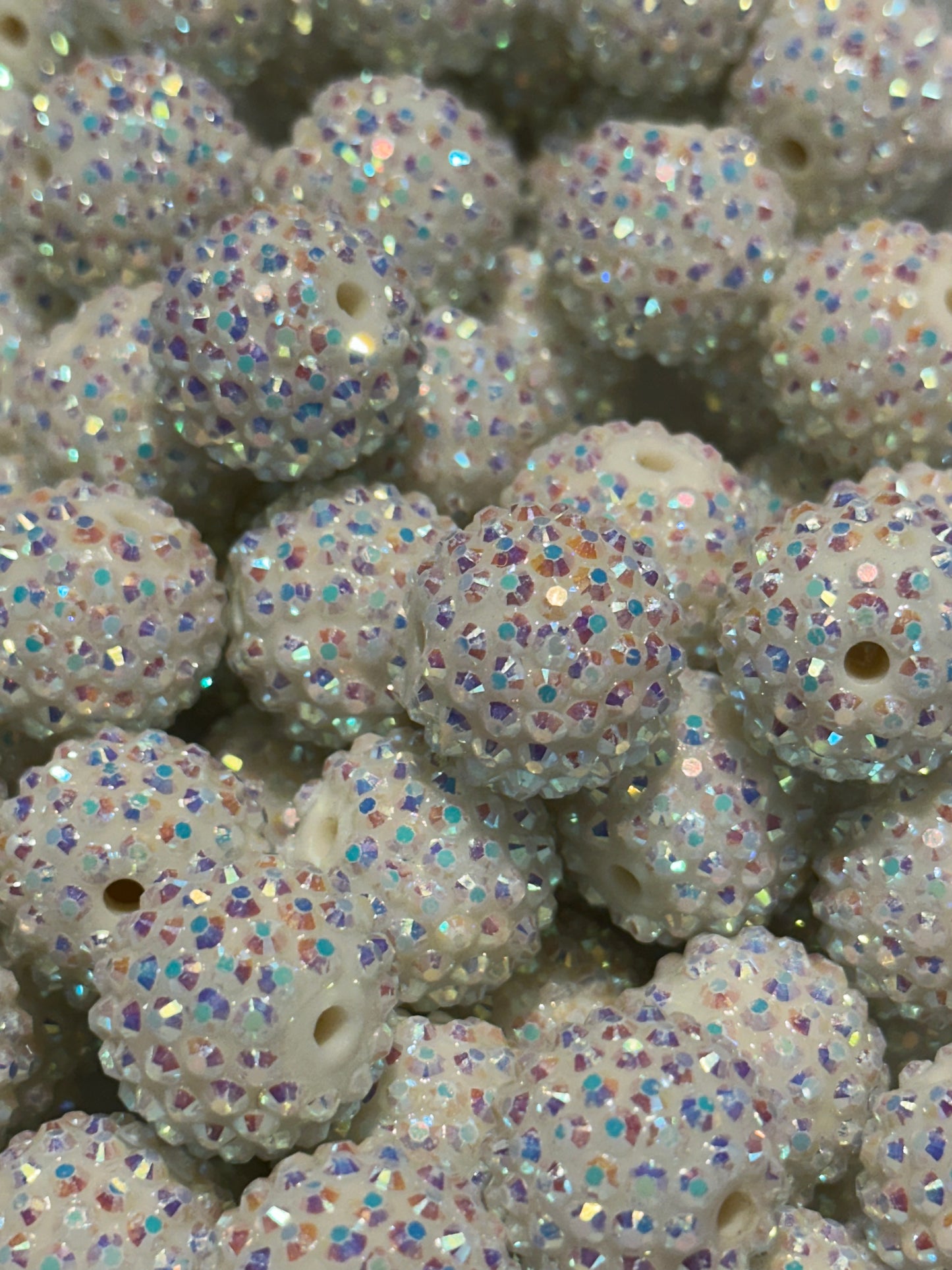 White 20mm *Rhinestone* (Bubblegum Beads)