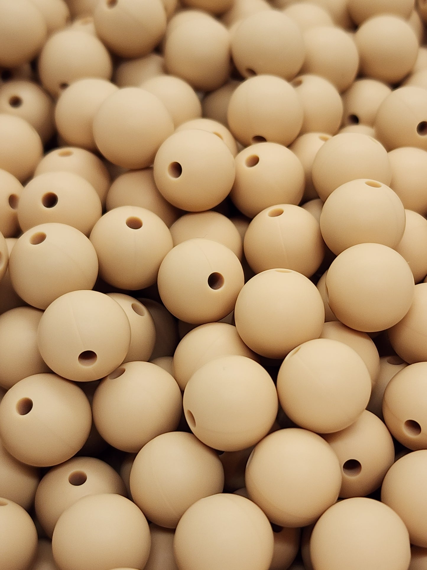 Sandstone Beige 12mm Silicone Beads